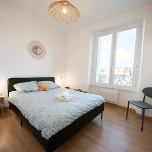 Appartement Superbe 2 Pieces Avec Vue -